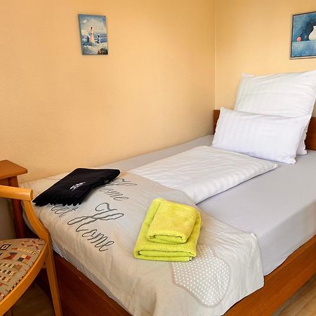 Ferienzentrum Yachthafen Rechlin Bagian luar foto